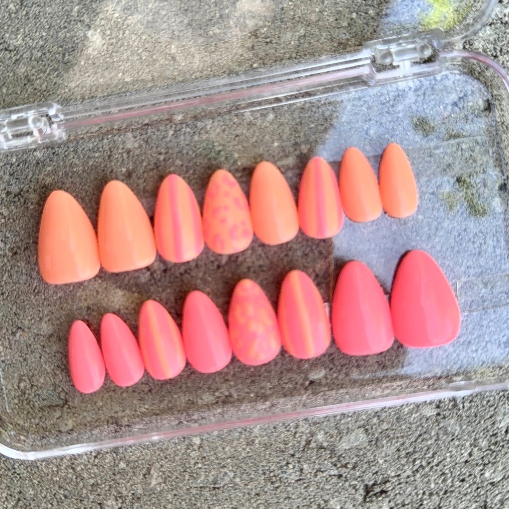 Cheetah Sunset | Size: Small/Medium | Shape: Short Almond | SKU 2273