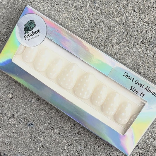 Becca | Size: Medium | Shape: Short Oval Almond | SKU 2019